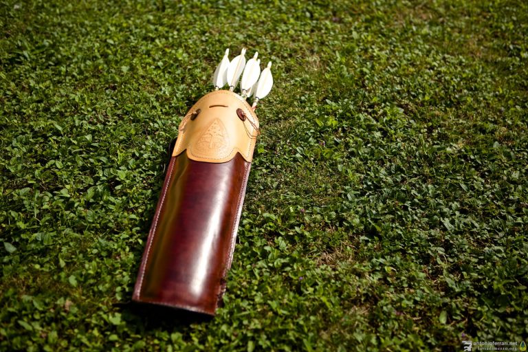 Faretra da Spalla realizzata a mano